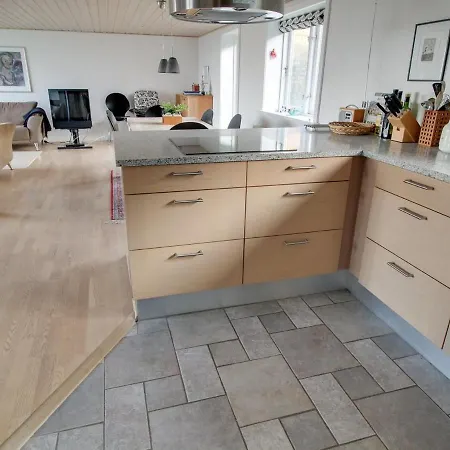Alkmar - 75m From The Sea In Nw Jutland By Interhome بيت للعطل